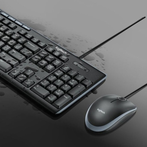 Logitech_Media_Combo_MK200_Keyboard__Mouse_-_Retail_-_English_Keyboard_layout_920-002714