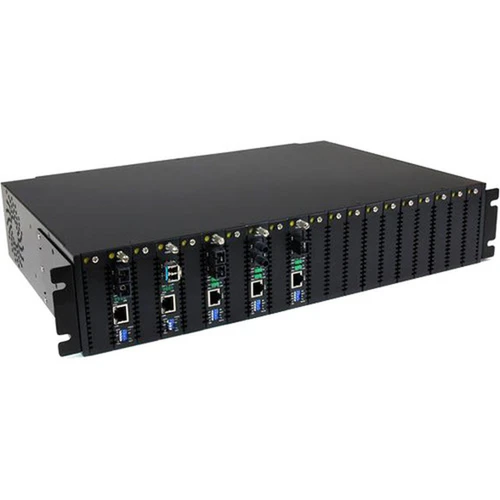 StarTechcom_Gigabit_Ethernet_Single_Mode_Fiber_Media_Converter_SC_40_km_-_1000_Mbps_-_Supports_standalone_operation_or_installation_ET91000SM402
