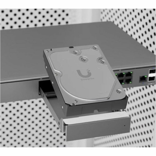 Ubiquiti Enterprise 8 TB Hard Drive - 35 Internal - SATA SATA600 - 7200rpm - 550 TB TBW UACC-HDD-E-8TB