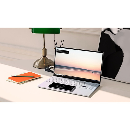 Samsung NP950XCJ-K03CA Galaxy Book Ion 15. 6" Notebook - Intel Core i7-10510U - 8 GB RAM - 512 GB SSD - QLED Full HD - Windows 10 Pro - English/French