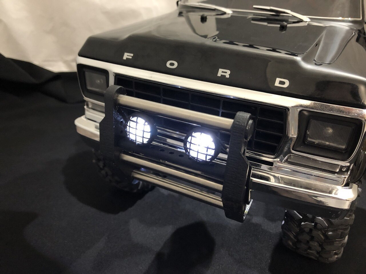 Scale LED Light Pods for Roof Rack / Bumper ( 6V LED Included )
