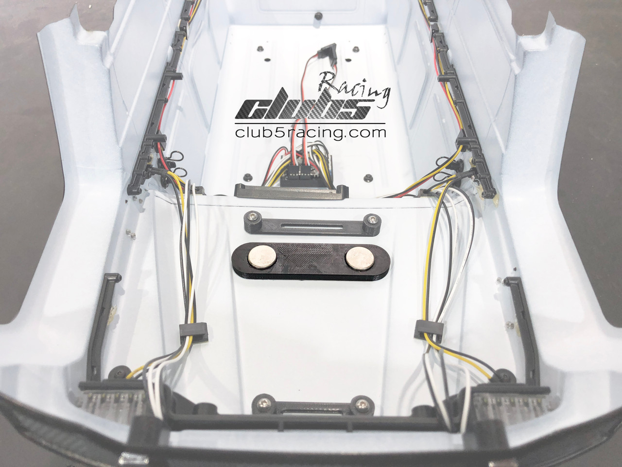 Front Magnetic Body Mount for TRX-4 G500 / TRX-6 AMG G63