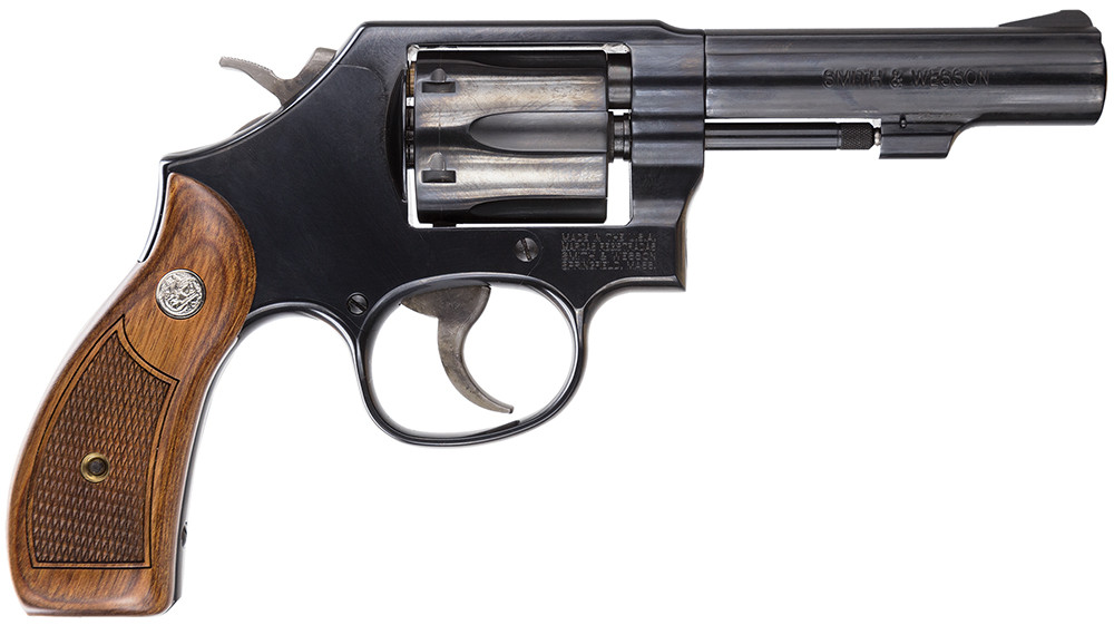 Smith & Wesson 10 Classic 4