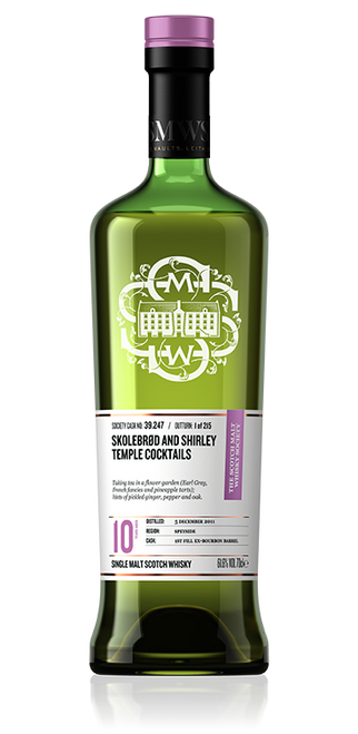 SkolebrÃ¸d and Shirley Temple cocktails