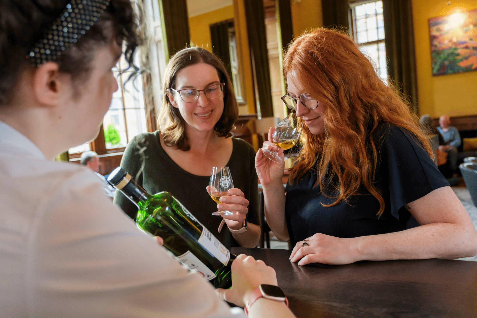 BELONG TO THE WORLD'S MOST ENTERTAINING WHISKY CLUB