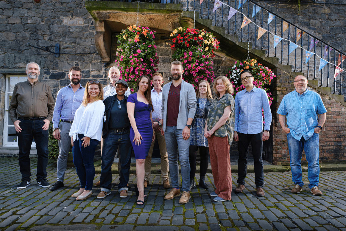 BELONG TO THE WORLD'S MOST ENTERTAINING WHISKY CLUB