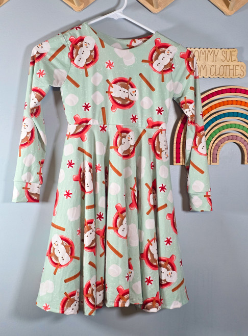 Coco Snowmen Twirl size 7 long sleeves closed back