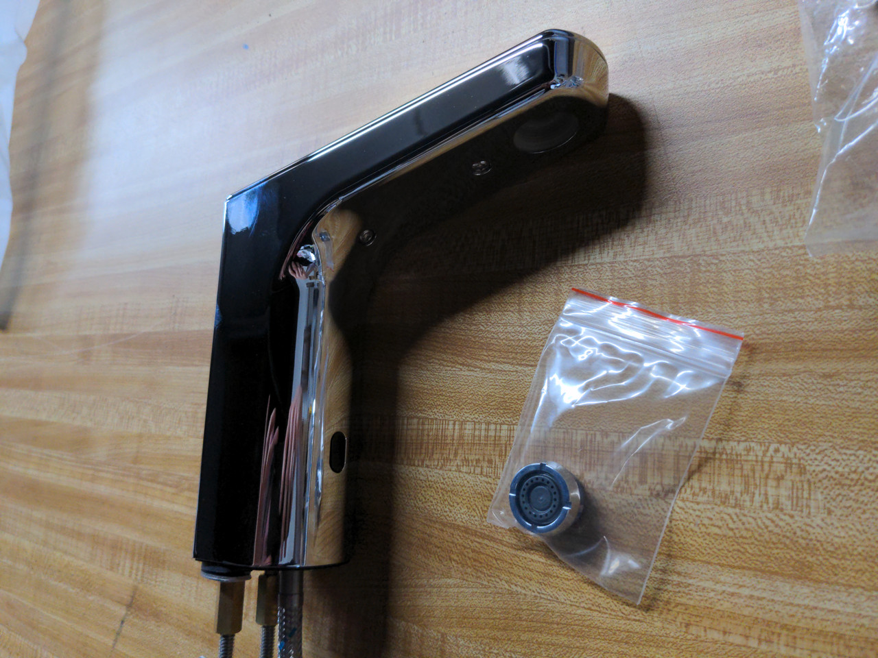 Speakman SF-8700 SensorFLo Classic Battery Powered Sensor Faucet