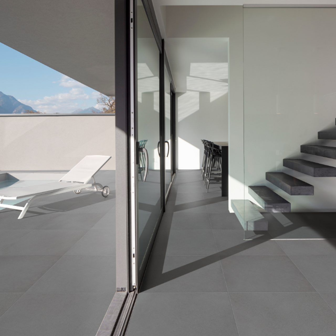 Cityside Smoke 24x24 Porcelain Tile