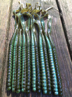 11" Ribbon Tail Worm Color: Green Pumpkn Green Pearl 40 count pack (Pre Order 2-3 Weeks)