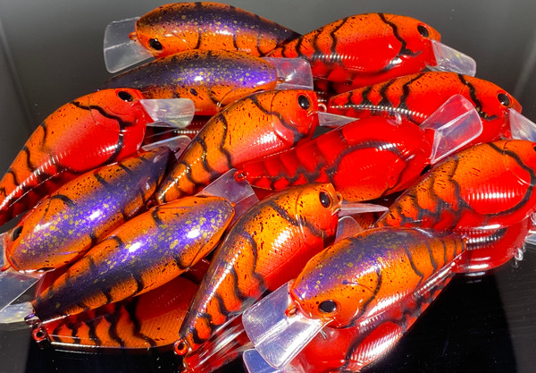 1.5 React! Square Bill Crankbait Color: Master Craw 