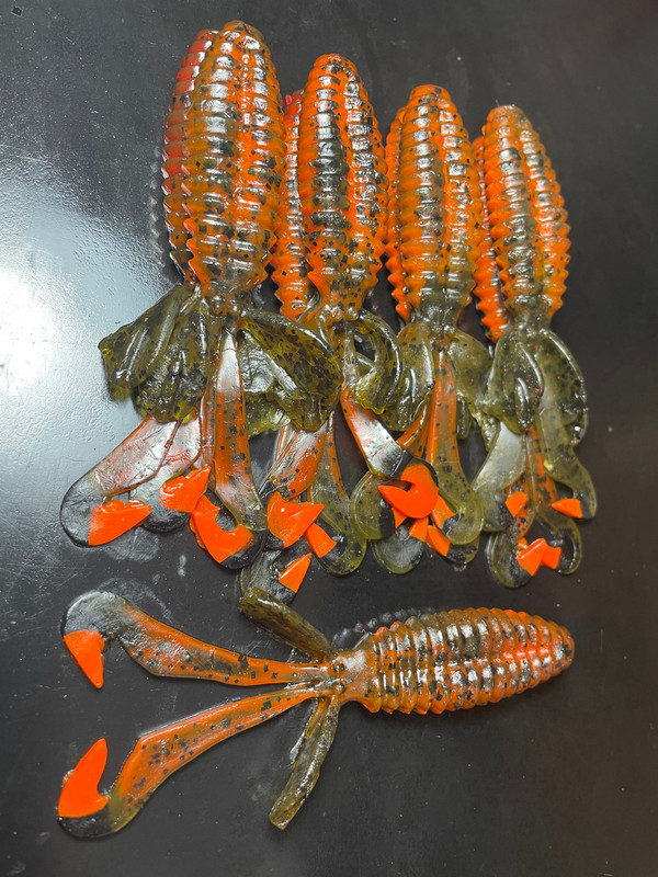 3.5 Emperor Beaver Color: Natural Craw 30 count pack (Pre Order 2-3 Weeks)