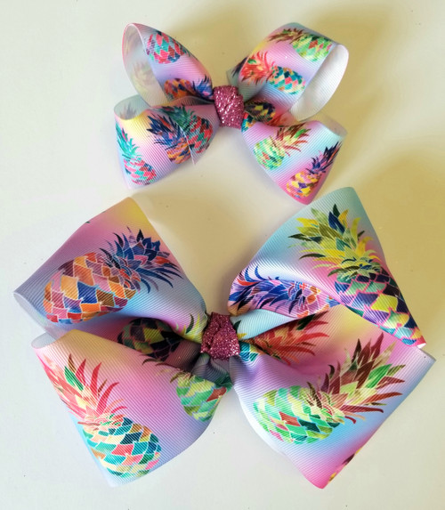 Tye Dye Pineapple