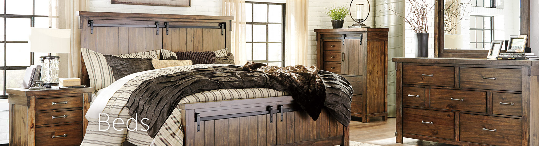 The Rectangular Cedar Chest Honey - 4695 at Jaxco Mattress Store in  Jacksonville, FL.