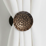 Are Drapery Medallions Outdated? Here’s What Designers Are Doing Instead