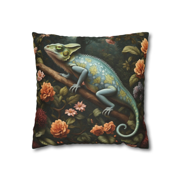 Pillow Case Chameleon Throw Pillows| William Morris Throw Pillow | Spring Cottagecore | Living Room, Dorm Room Pillows