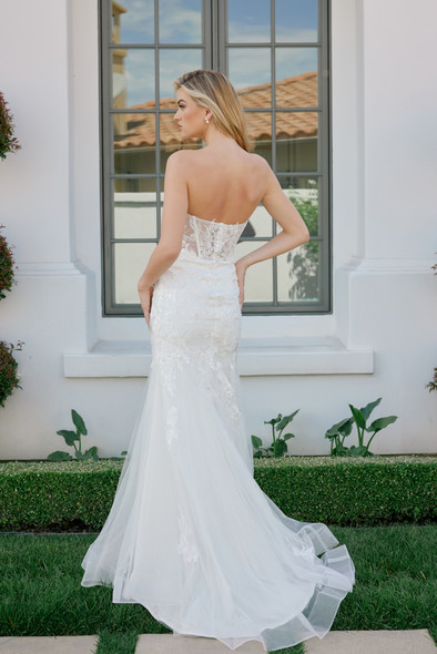 Nox Anabel JQ-1038 Sweetheart Sheer Lace Embroidered Wedding Dress