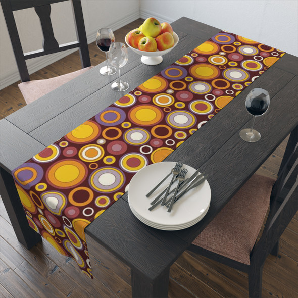 Groovy 70's Circle Pattern Table Runner (Cotton, Poly)