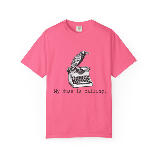 Artistic Muse T-Shirt, Creative Unisex Tee, Gift for Writers, Literary Apparel, Unique Graphic Tee, Raven Bird and Typewriter Design