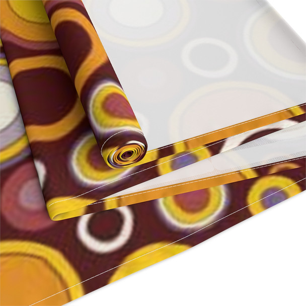 Groovy 70's Circle Pattern Table Runner (Cotton, Poly)