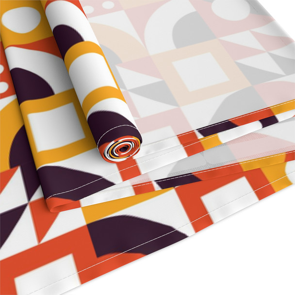 Retro Geometric Pattern Table Runner (Cotton, Poly)