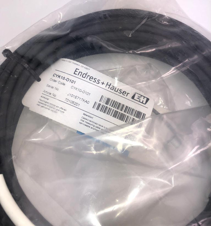 Endress + Hauser CYK10-O101 Sensor Cable, 10 Meter Length with Twist Lock Connector - Clearance Sale