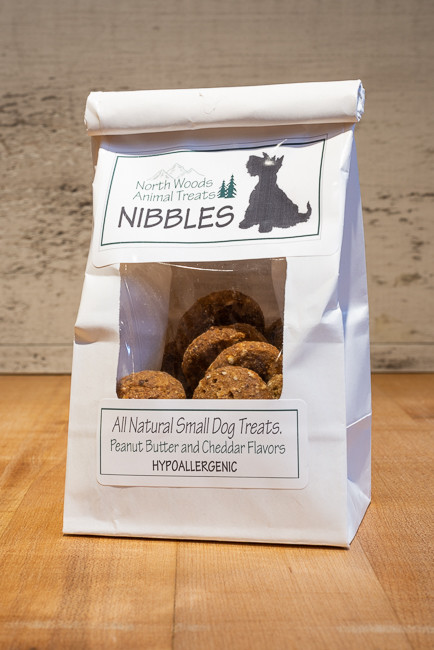 North Woods Animal Treats - Peanut Butter & Cheddar Nibbles