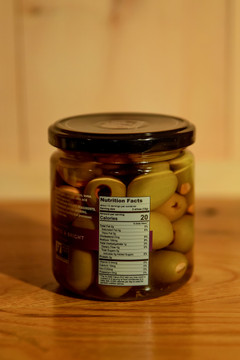 Divina - Garlic Stuffed Olives