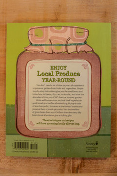 The Beginner's Guide to Preserving Food at Home by Janet Chadwick