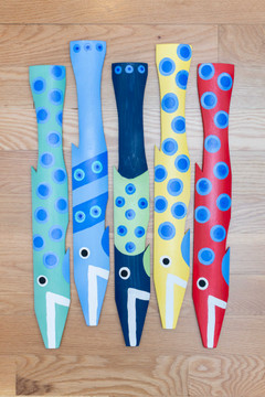 Polka Dot Driftwood Fish Stick Sign