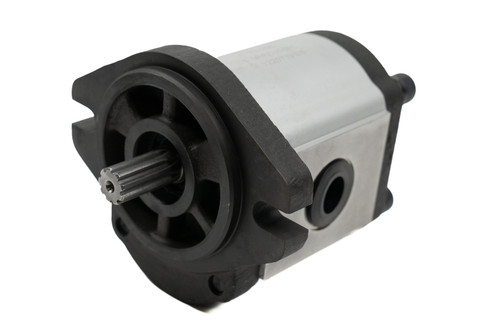 Chief Hydraulic Gear Pump, 9-Tooth Spline Shaft, 4.9 GPM at 2000 RPM, CCW