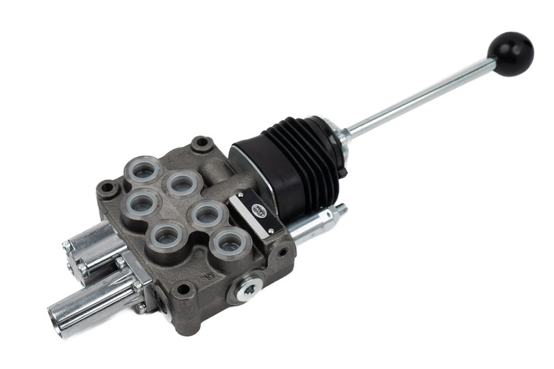 12 Series Directional Control Valve: 2 w/ Joystick Spool, 4w 3p / 4w 4p tandem center, SAE 8