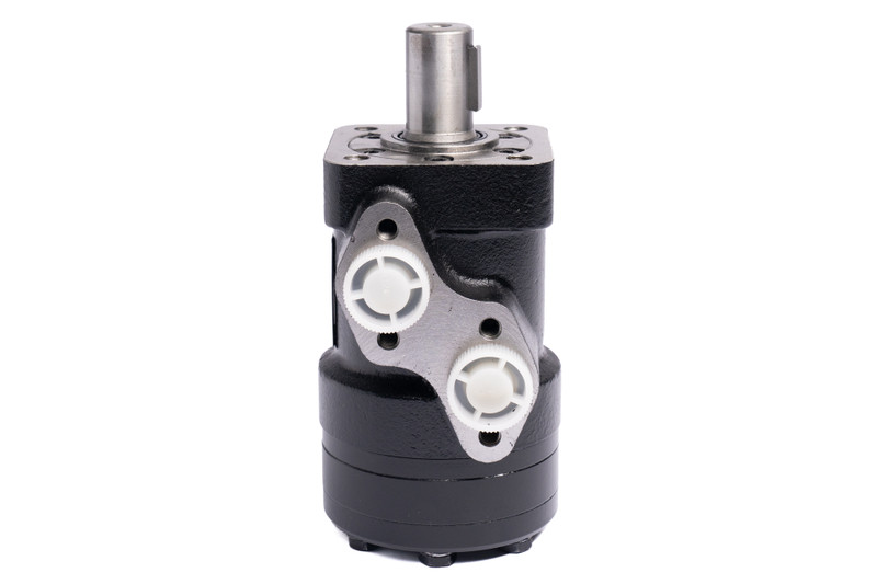 BM1 Hydraulic Motor, 24.41 (400) CID,  1” Straight Key Shaft, 4-Bolt Flange, Staggered 1/2 NPT Ports