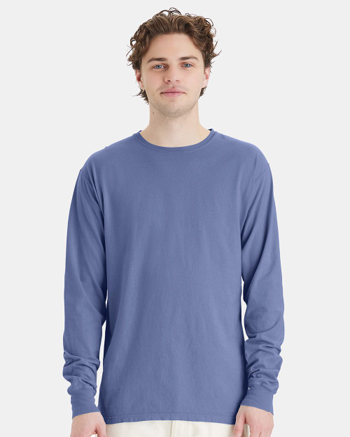 Supplier model photo: ComfortWash GDH200. Blank garment; not a decorated or color-specific preview.