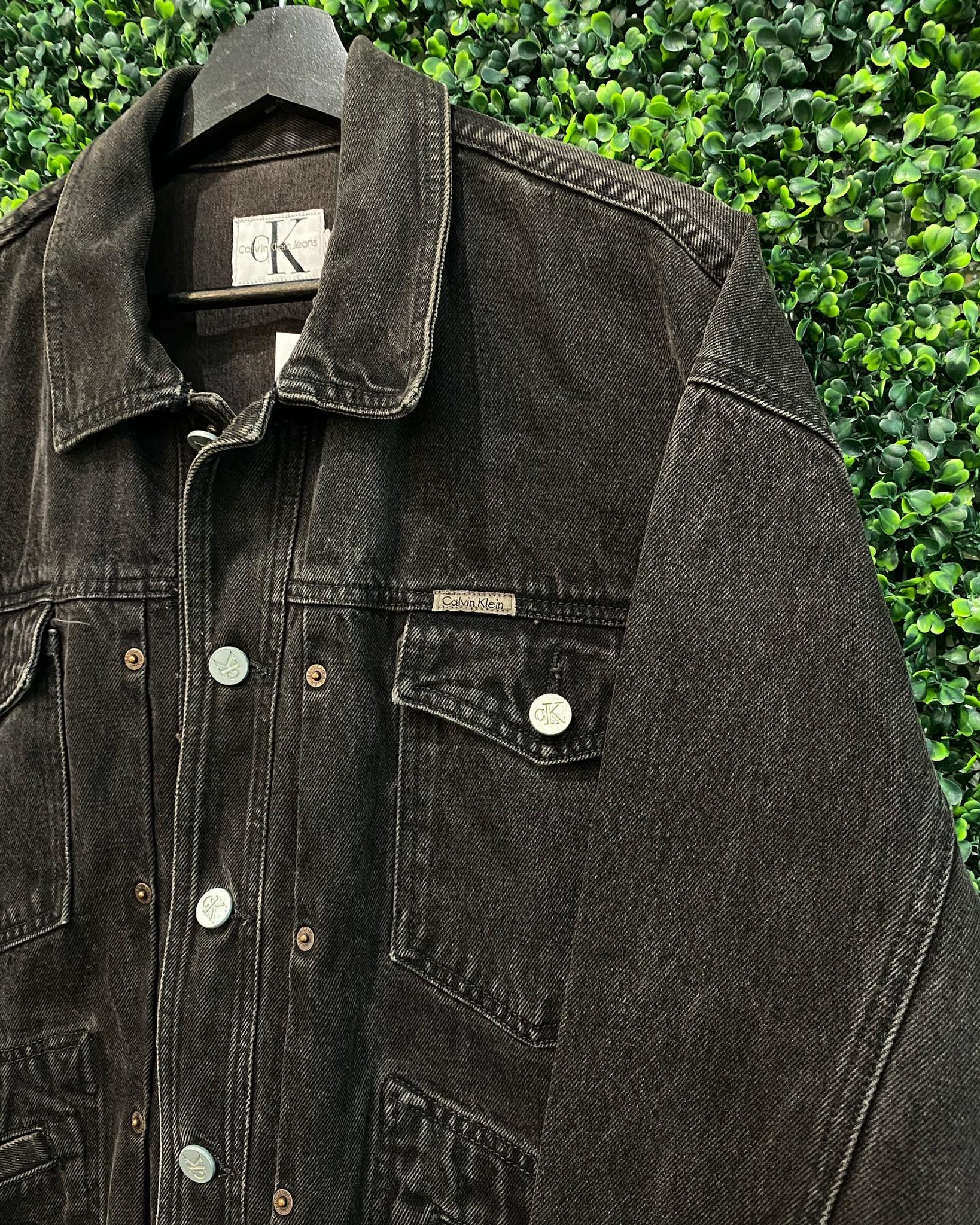 VINTAGE CALVIN KLEIN BLACK DENIM JACKET - Primetime