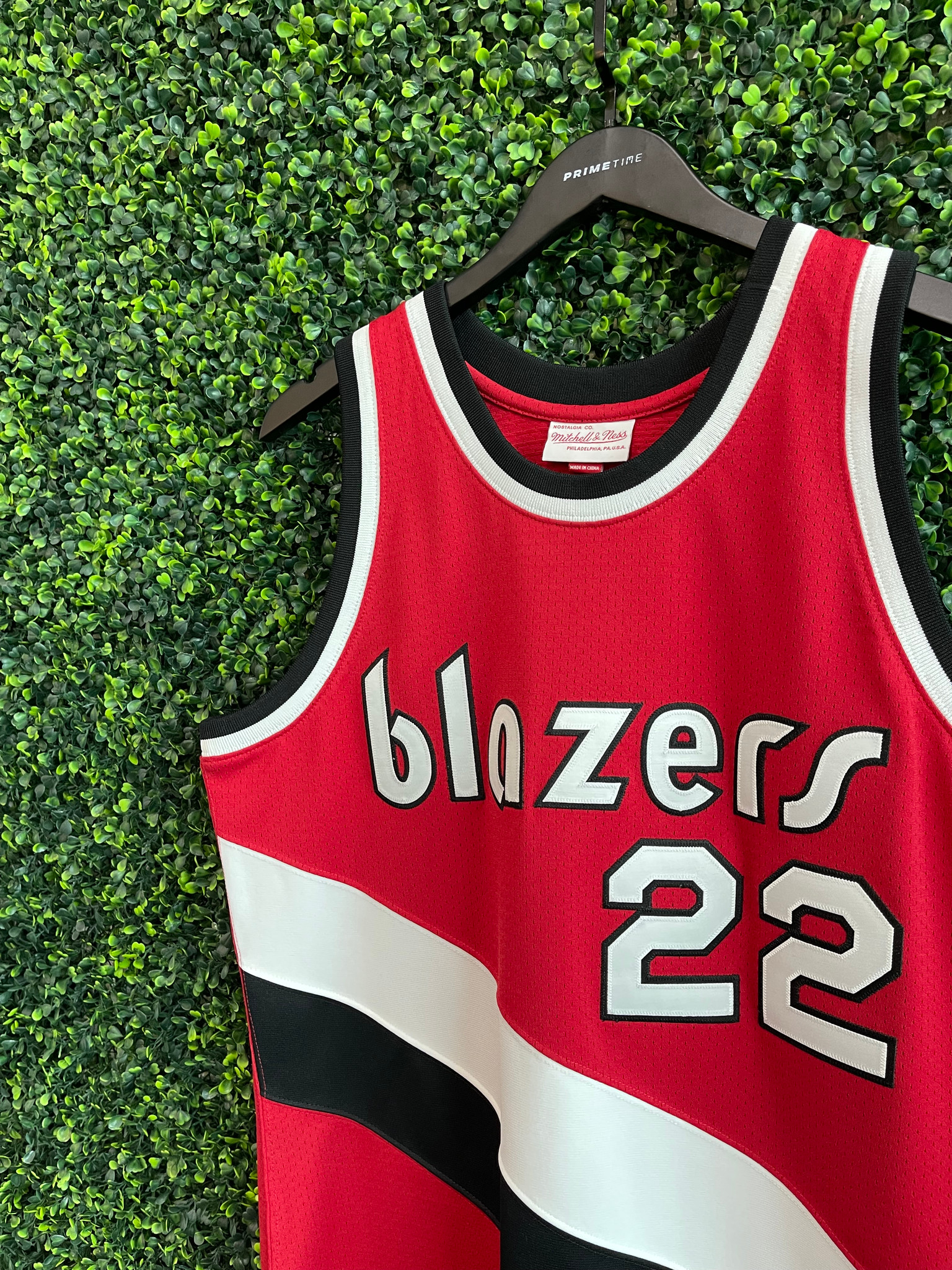 Clyde drexler sales portland jersey