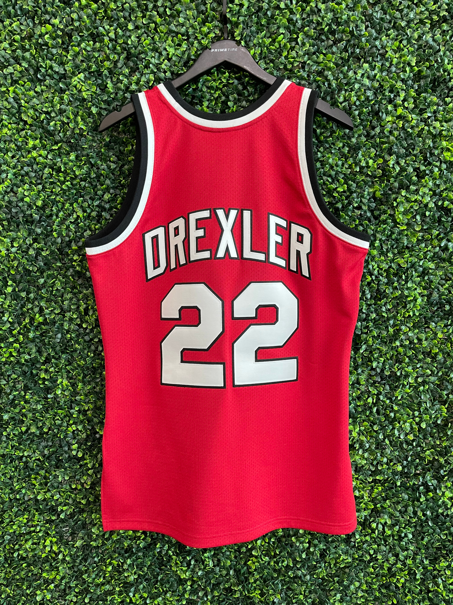Mitchell & Ness Authentic Clyde Drexler Portland Trail Blazers Jersey Red  36 S