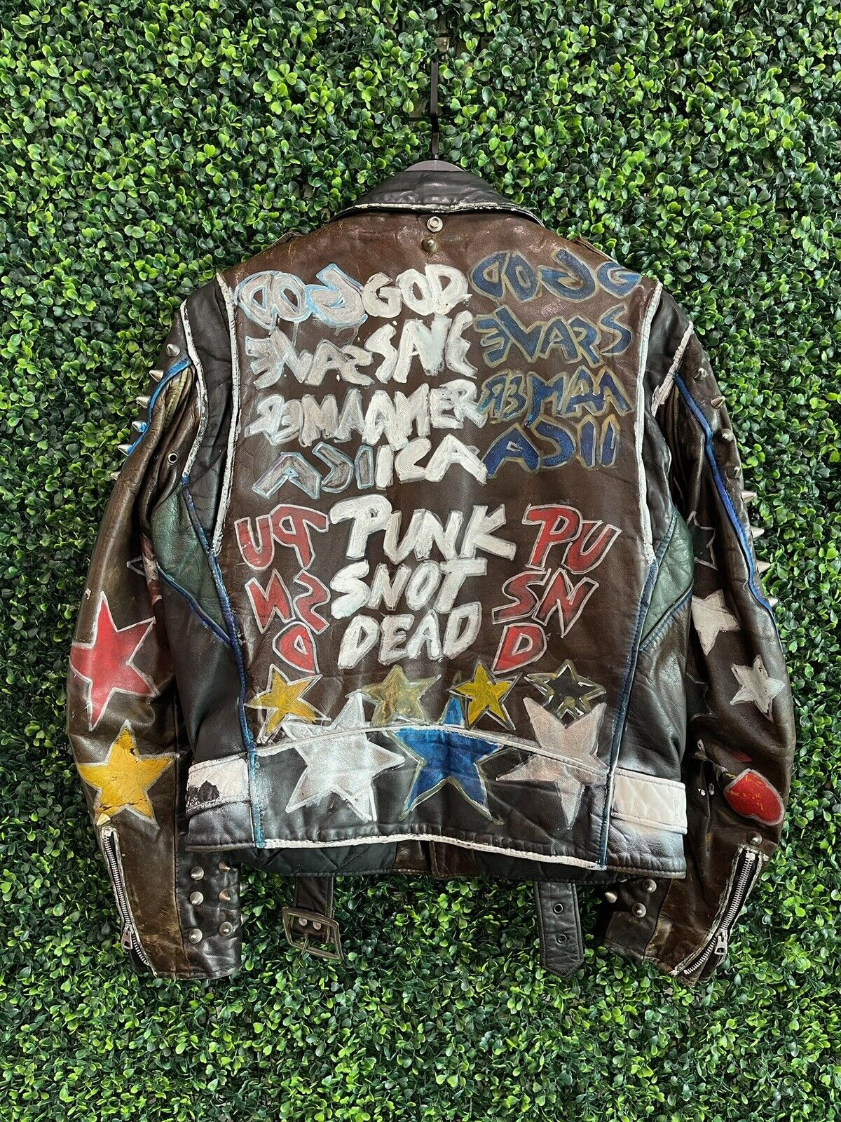 VINTAGE SCHOTT PERFECTO SPIKED PUNK LEATHER JACKET - Primetime