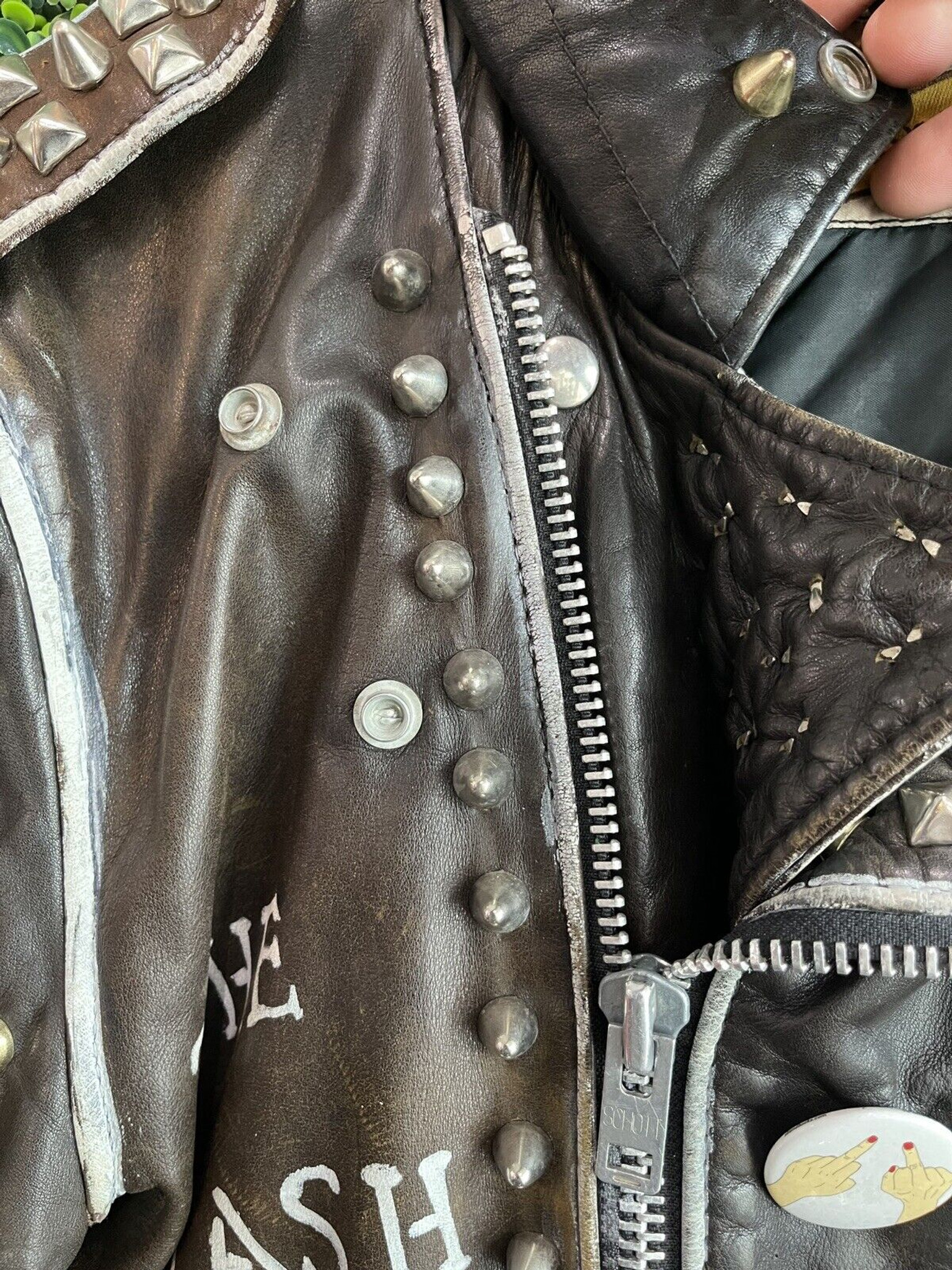 VINTAGE SCHOTT PERFECTO SPIKED PUNK LEATHER JACKET - Primetime