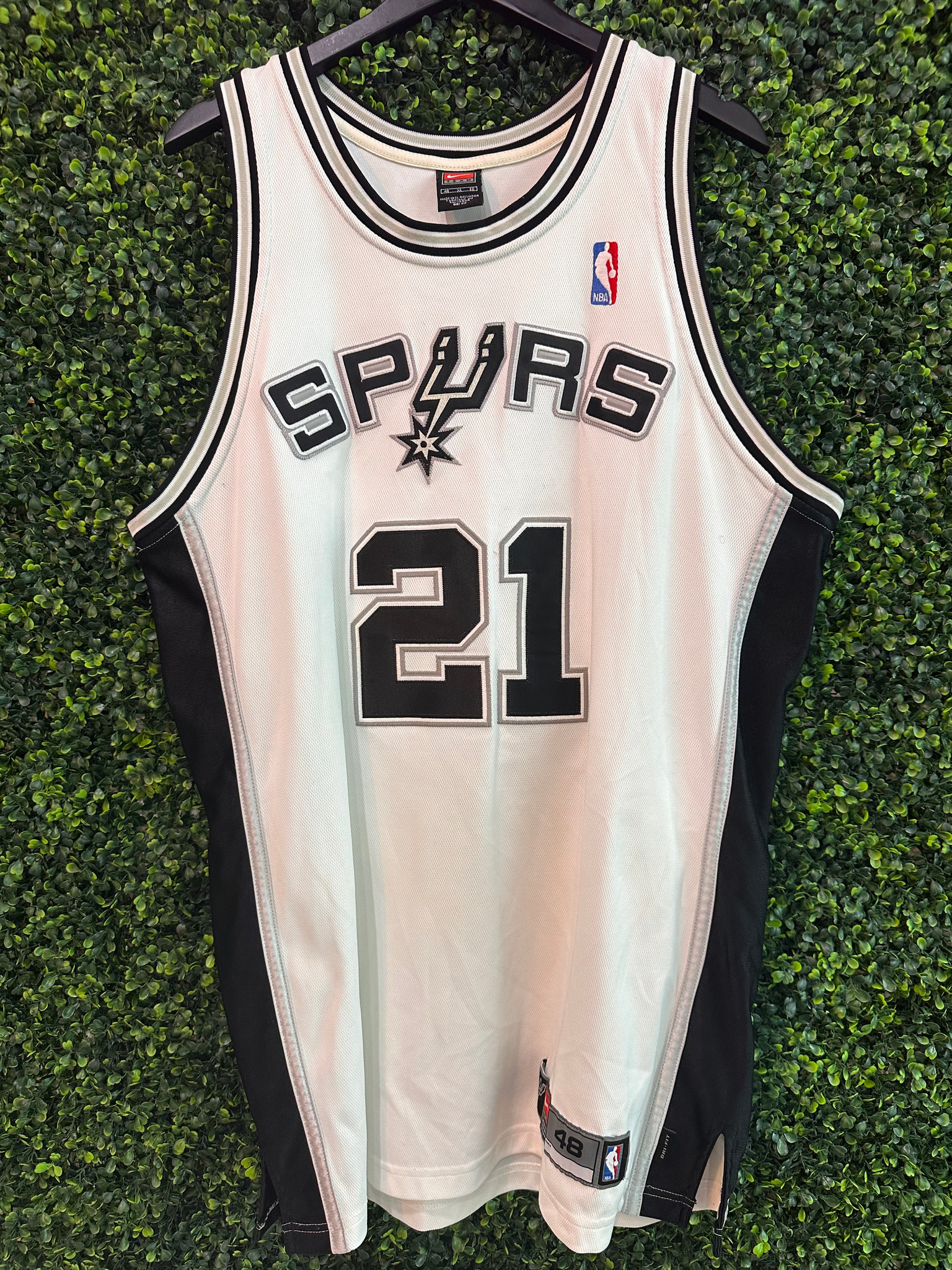 tim duncan jersey nike