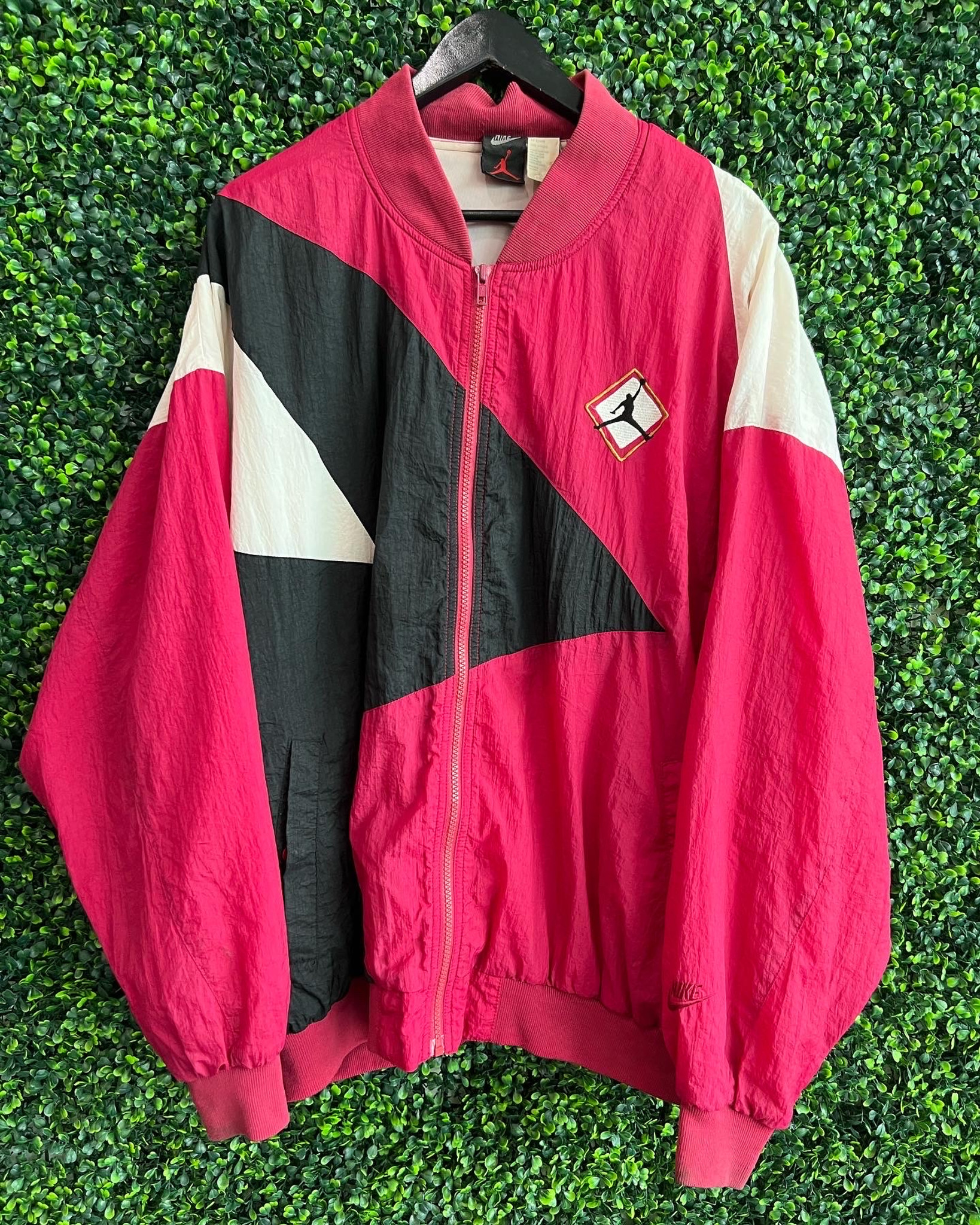 jordan vintage windbreaker