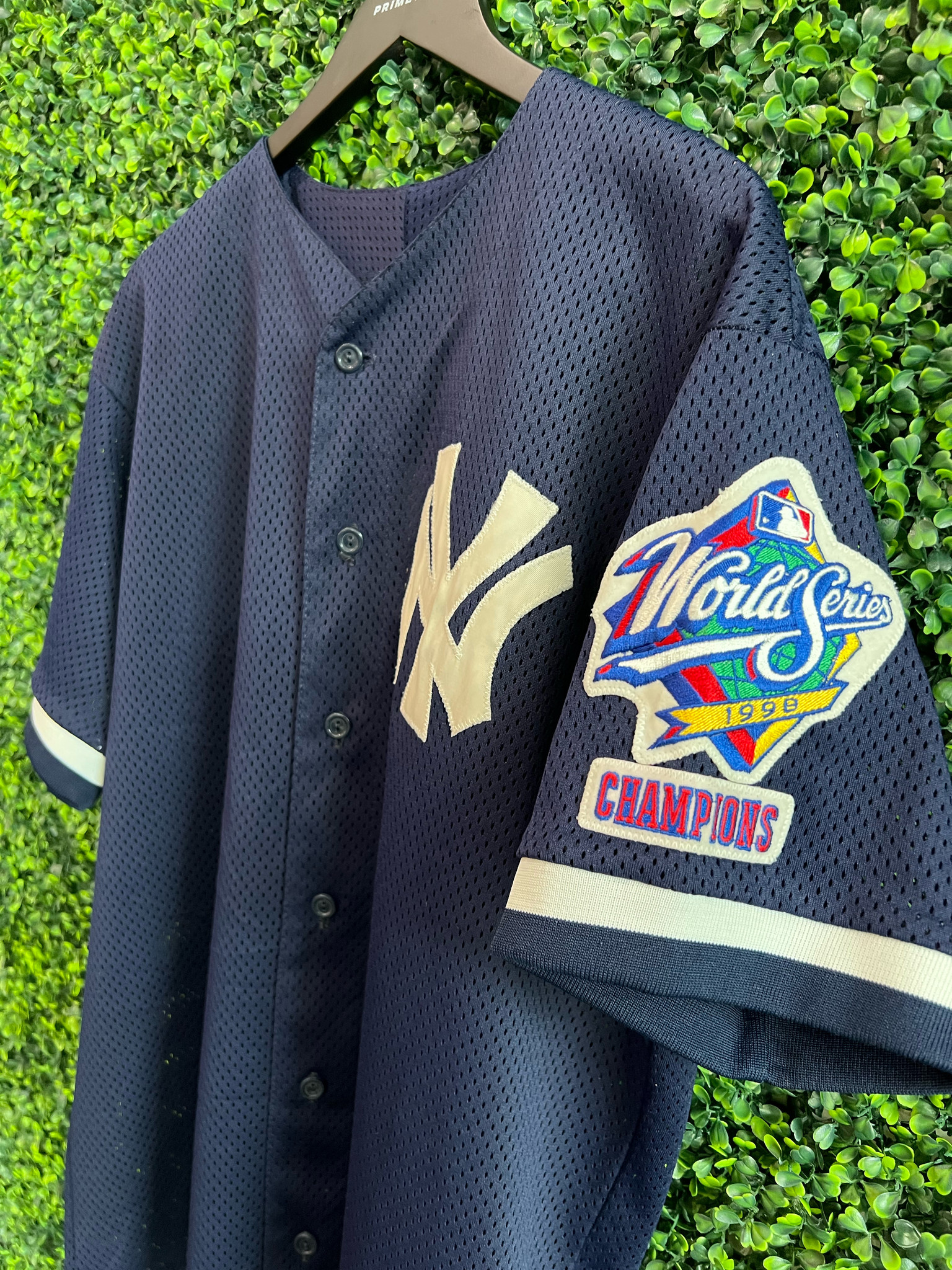 VINTAGE NY YANKEES 1998 WORLD SERIES MAJESTIC JERSEY - Primetime