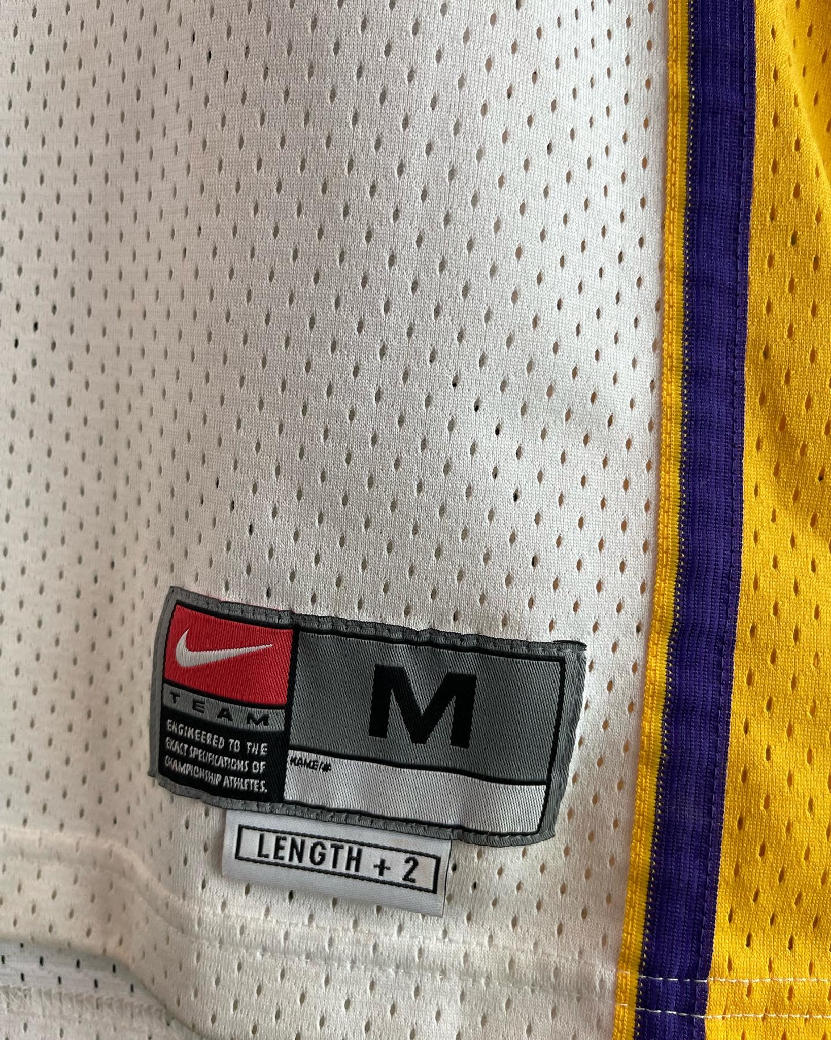 DEADSTOCK KOBE BRYANT LAKERS YELLOW HOME REEBOK SWINGMAN JERSEY