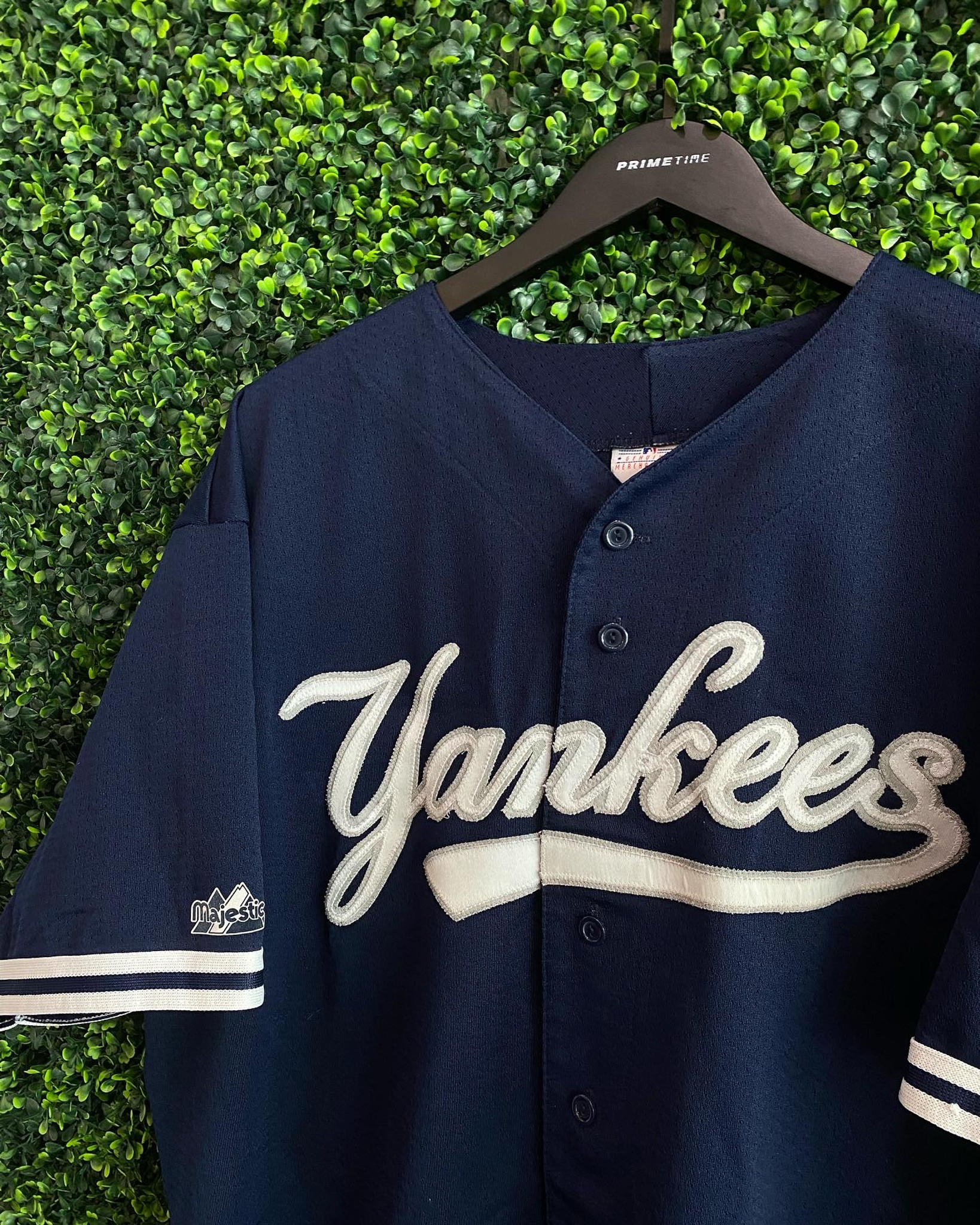 VINTAGE NY YANKEES NAVY MAJESTIC SCRIPT JERSEY - Primetime