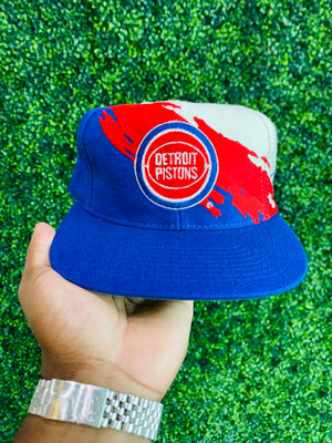 VINTAGE DETROIT PISTONS LOGO ATHLETIC SPLASH SNAPBACK