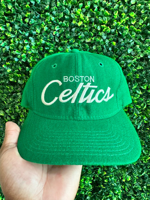 VINTAGE BOSTON CELTICS SPORTS SPECIALTIES SCRIPT SNAPBACK