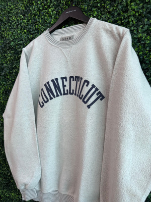 VINTAGE CONNECTICUT HUSKIES GEAR FLEECE CREWNECK