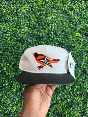 DEADSTOCK VINTAGE BALTIMORE ORIOLES SNAPBACK