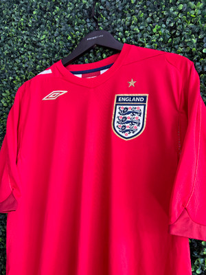 ENGLAND NATIONAL TEAM UMBRO SOCCER JERSEY