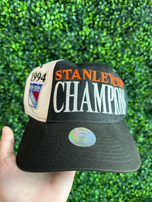 VINTAGE NY RANGERS 1994 STANLEY CUP CHAMPIONS STARTER SNAPBACK